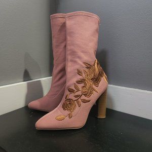 Qupid | Pinup Couture | Rose Floral Heeled Booties | (size 9) | New